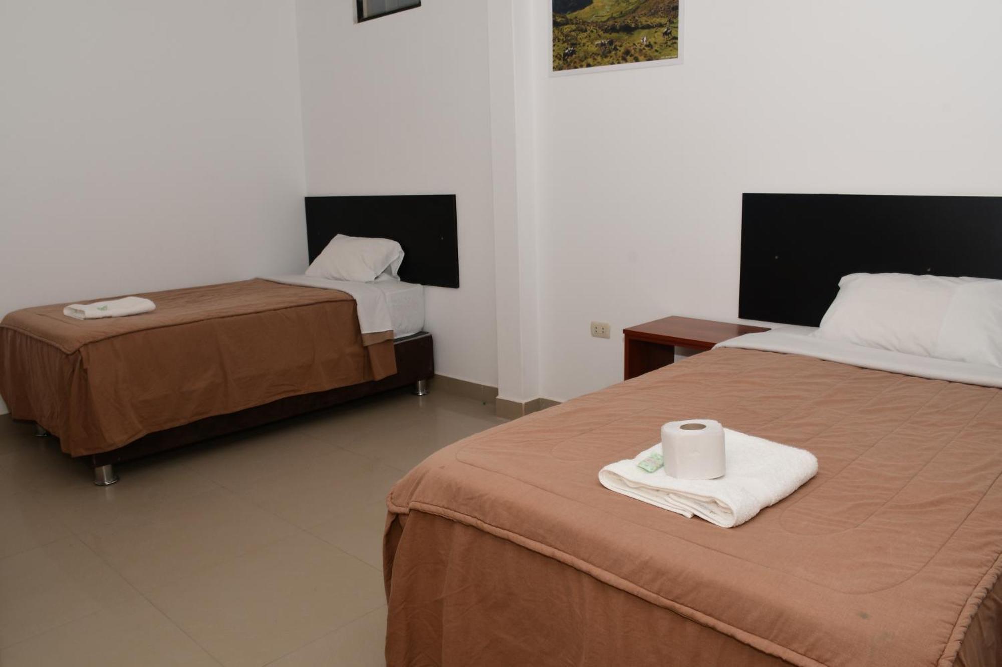 מלון צ'אצ'אפויאס La Casa Del Turista מראה חיצוני תמונה